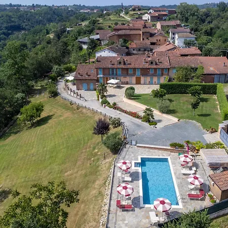 Nyaraló Bricco Delle Rondini By Interhome Villata
